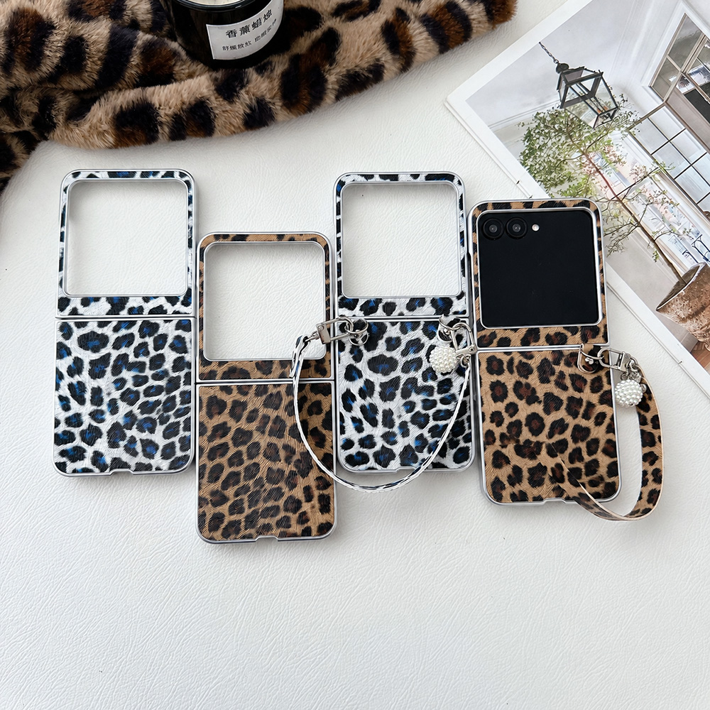 Photography Unit - เคสโทรศัพท์พับลายเสือดาวสำหรับโมโตโรล่า ราซ 60 50 อัลตร้าพร้อมสายรัดข้อมือแบบถอดได้ฝาครอบกันกระแทกป้องกันการตกกระแทก