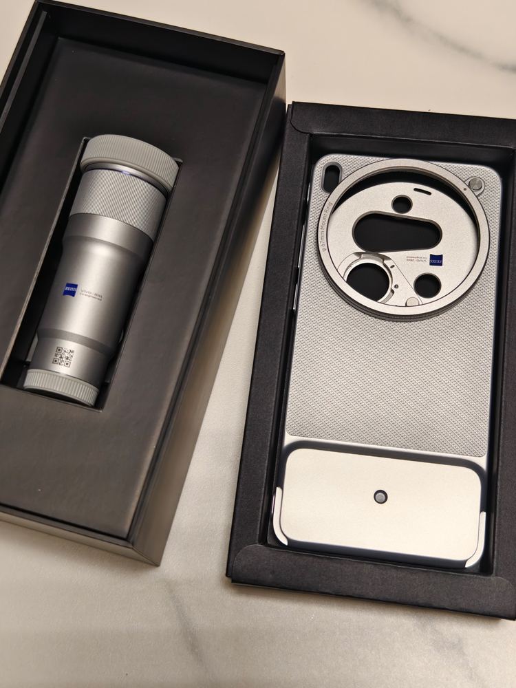 Photography Kit X300 - เคส Vivo X300 Ultra พร้อมชุดเลนส์ถ่ายภาพระดับมืออาชีพ 200